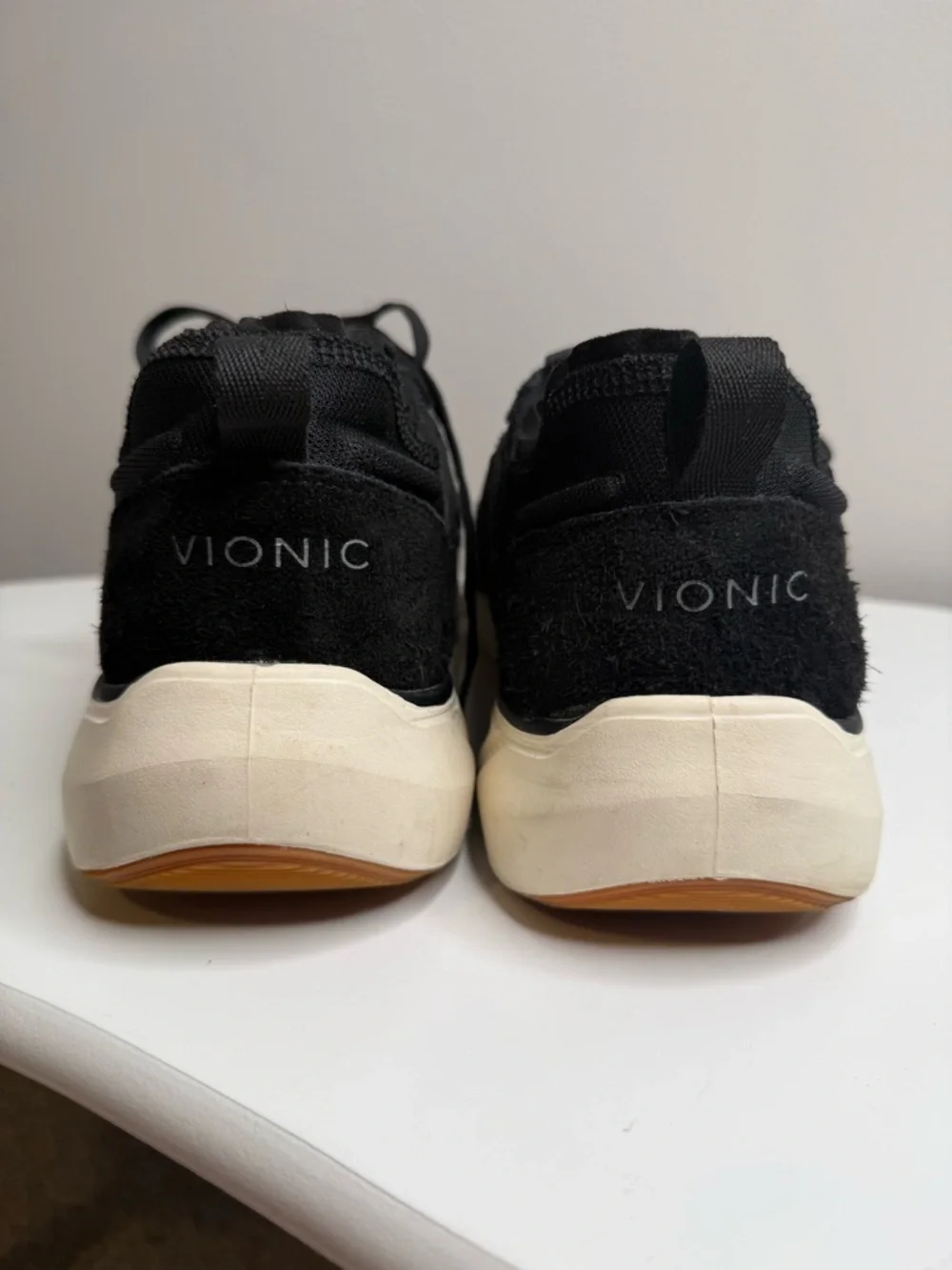 Vionic Nimble Black Walking Sneakers with Cream Sole